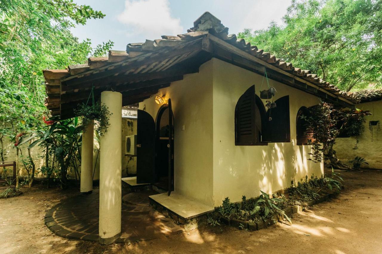 Secret Garden Villa - Unawatuna Bagian luar foto